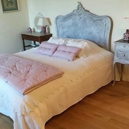 Hôtel Chateau Peyrot à Orgueil Extérieur photo